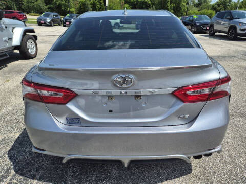 2020 Toyota Camry SE