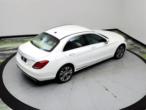 2016 Mercedes-Benz C-Class