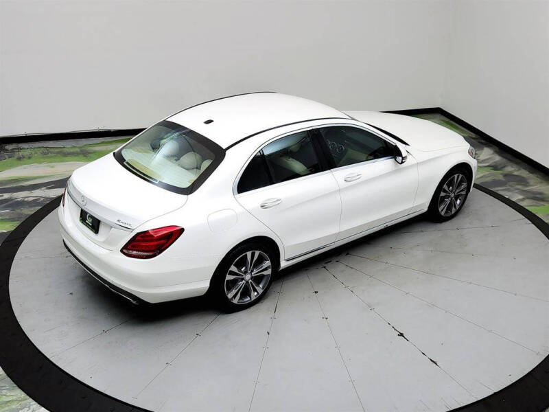 2016 Mercedes-Benz C-Class