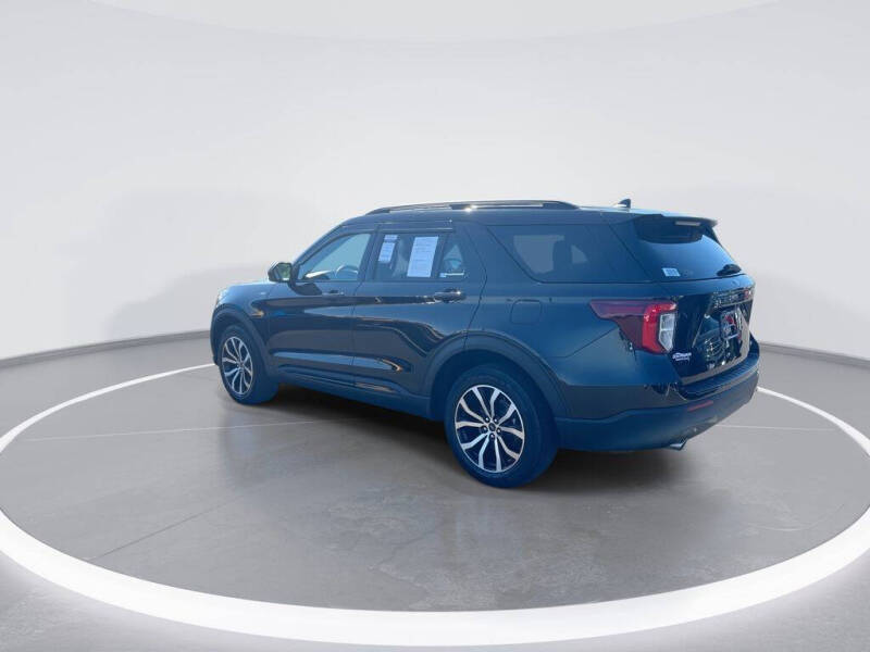 2022 Ford Explorer ST-Line