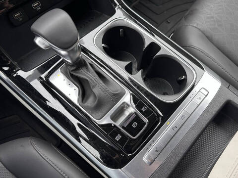 2024 Kia Carnival EX