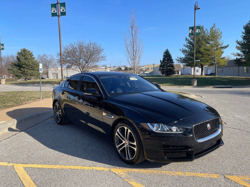 2017 Jaguar XE 35t Premium