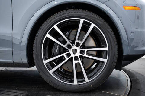 2026 Porsche Cayenne Turbo E-Hybrid Coupe