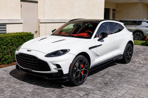 2025 Aston Martin DBX 707