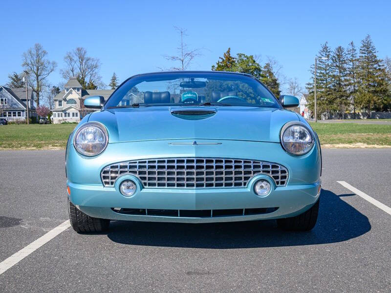 2002 Ford Thunderbird Deluxe