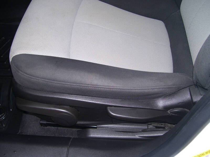 2011 Chevrolet Cruze LS