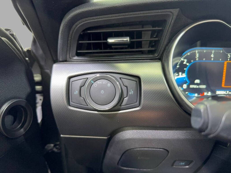 2022 Ford Mustang EcoBoost Premium