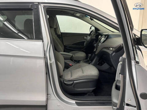 2018 Hyundai Santa Fe SE