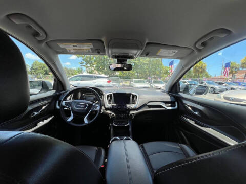 2024 GMC Terrain SLT