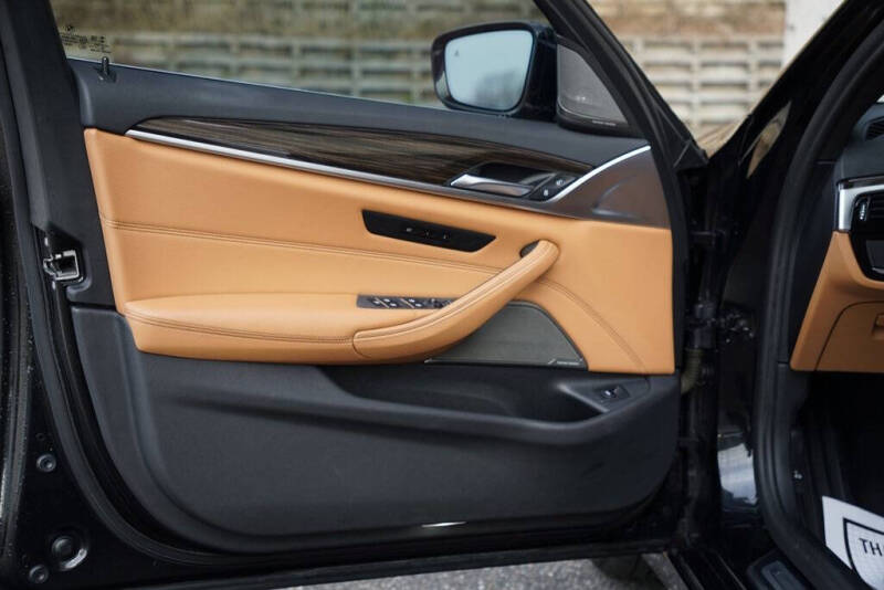 2021 BMW 5 Series 530i