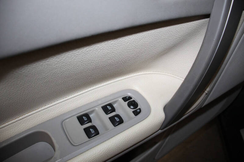 2012 Volvo C70 T5 Premier Plus