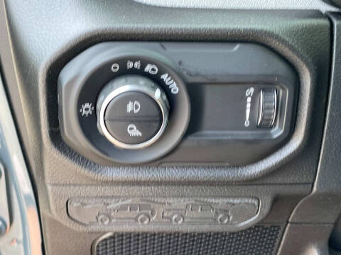 2025 Jeep Gladiator Willys