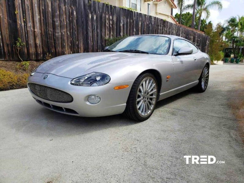 2005 Jaguar XKR
