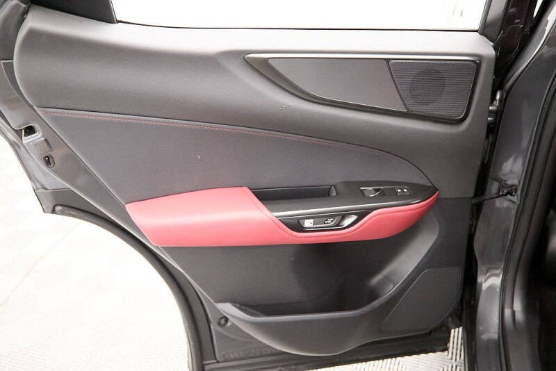 2022 Lexus NX 350 F SPORT Handling