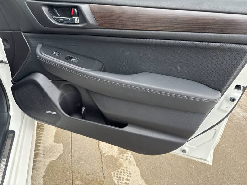 2017 Subaru Legacy 2.5i Limited