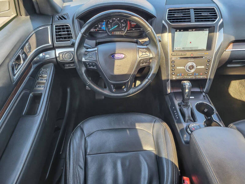 2017 Ford Explorer Limited