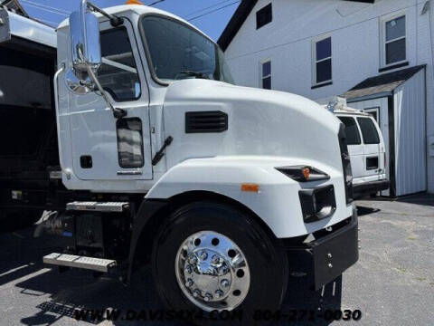 2022 Mack MD6