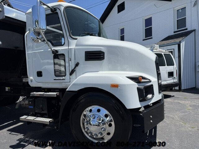 2022 Mack MD6