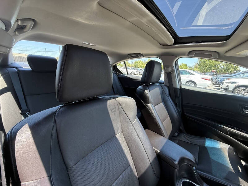 2014 Acura ILX 2.0L w/Tech