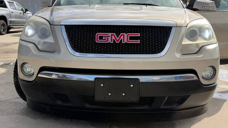 2008 Saturn Outlook XE