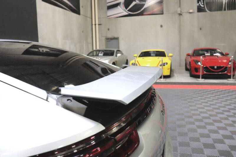 2019 Porsche Panamera 4