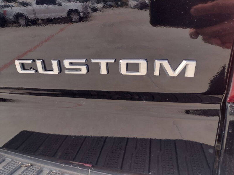 2020 Chevrolet Silverado 1500 Custom