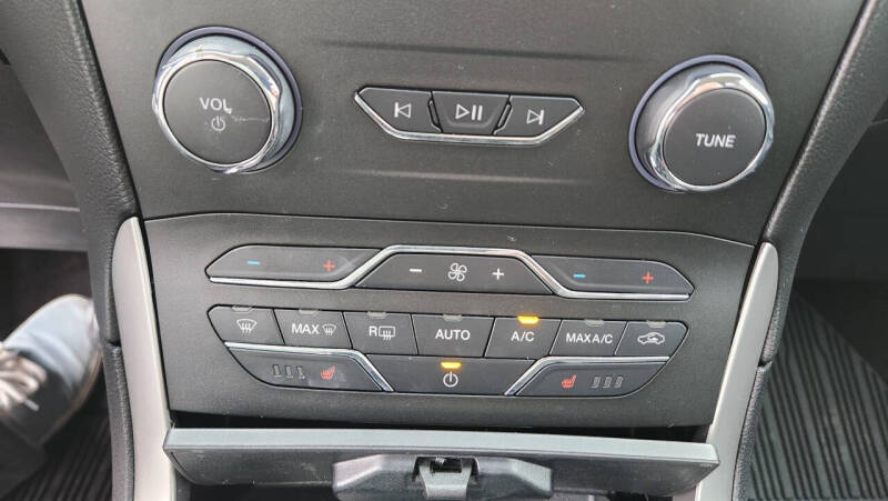 2020 Ford Edge