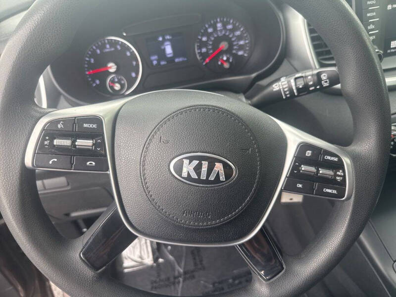 2019 Kia Sorento LX