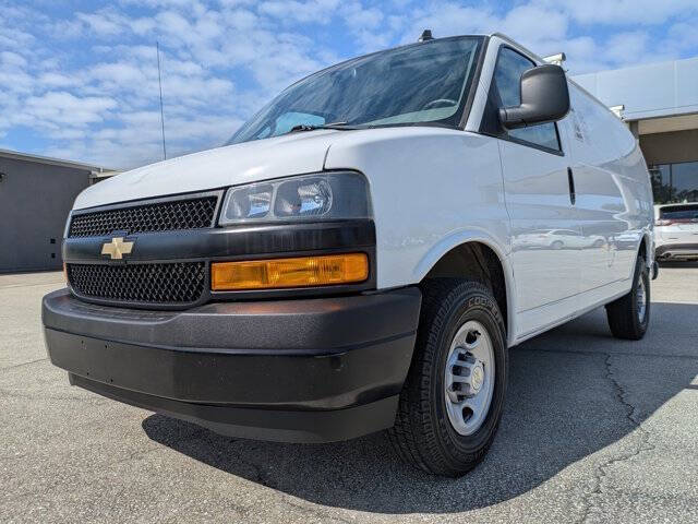 2023 Chevrolet Express 2500
