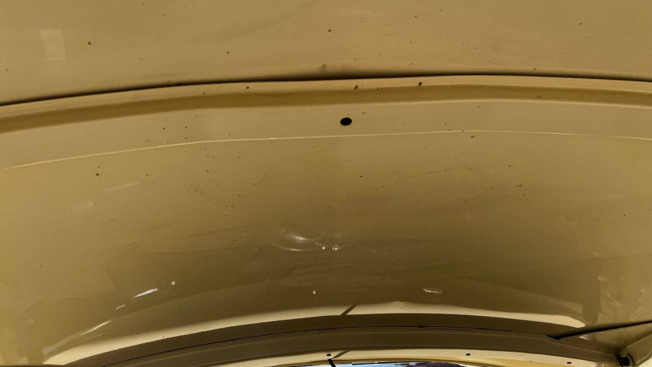 1953 Ford Crestline 11