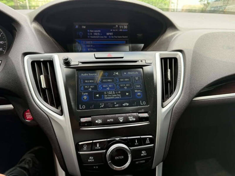 2015 Acura TLX Technology Package - Photo 11
