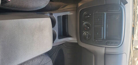 2002 Ford Explorer XLS