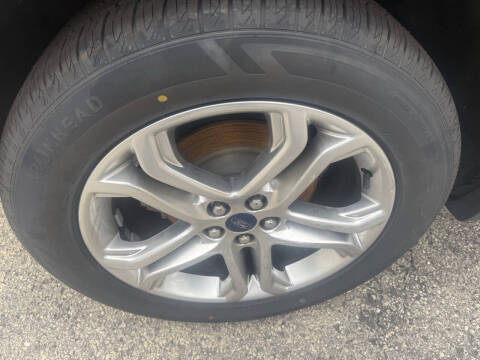 2017 Ford Edge Titanium