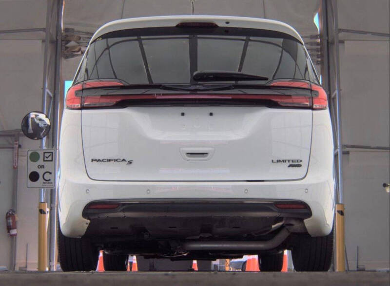 2025 Chrysler Pacifica Limited