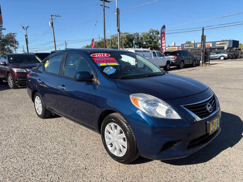 2014 Nissan Versa 1.6 S