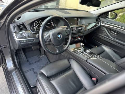 2015 BMW 5 Series 528i xDrive