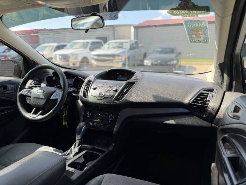2019 Ford Escape S