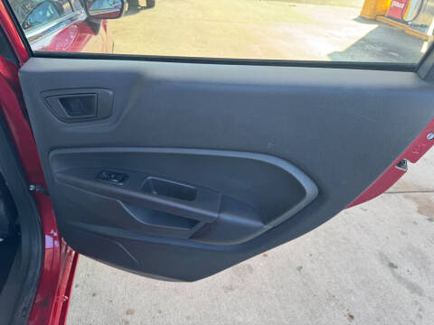 2012 Ford Fiesta SEL