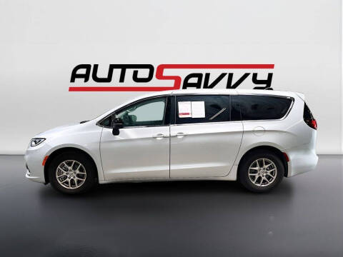 2024 Chrysler Pacifica Touring L