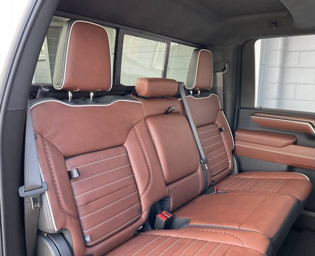 2025 GMC Sierra 3500HD