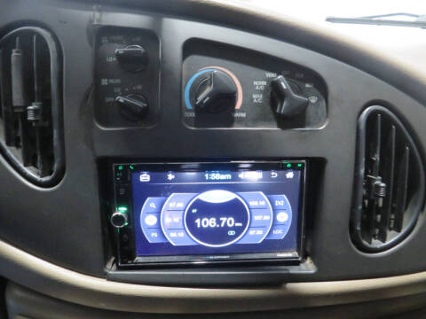 2005 Ford E-Series E-150 XL