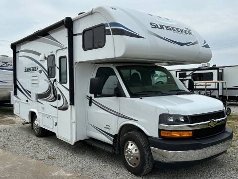 2018 Chevrolet Express for sale at Kentuckiana RV Wholesalers in Charlestown IN