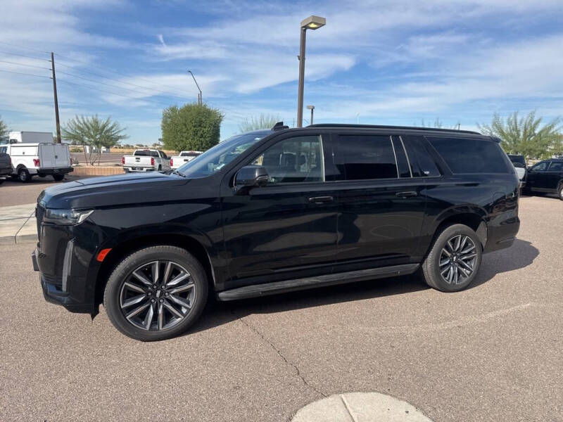 2023 Cadillac Escalade ESV Sport