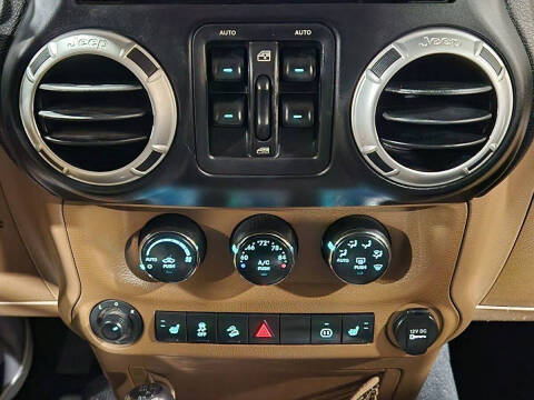 2012 Jeep Wrangler Unlimited Sahara