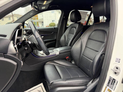 2022 Mercedes-Benz GLC GLC 300 4MATIC