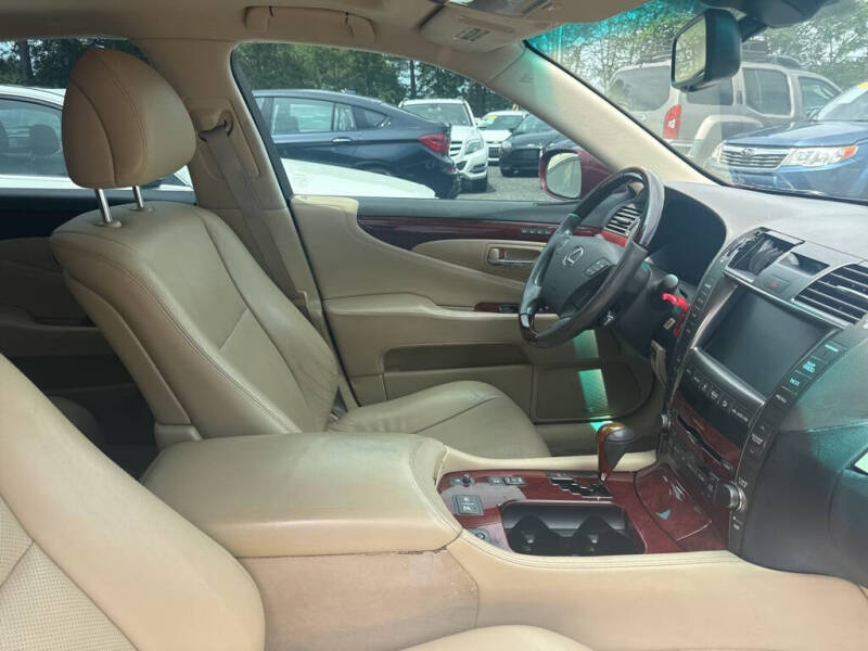2007 Lexus LS 460