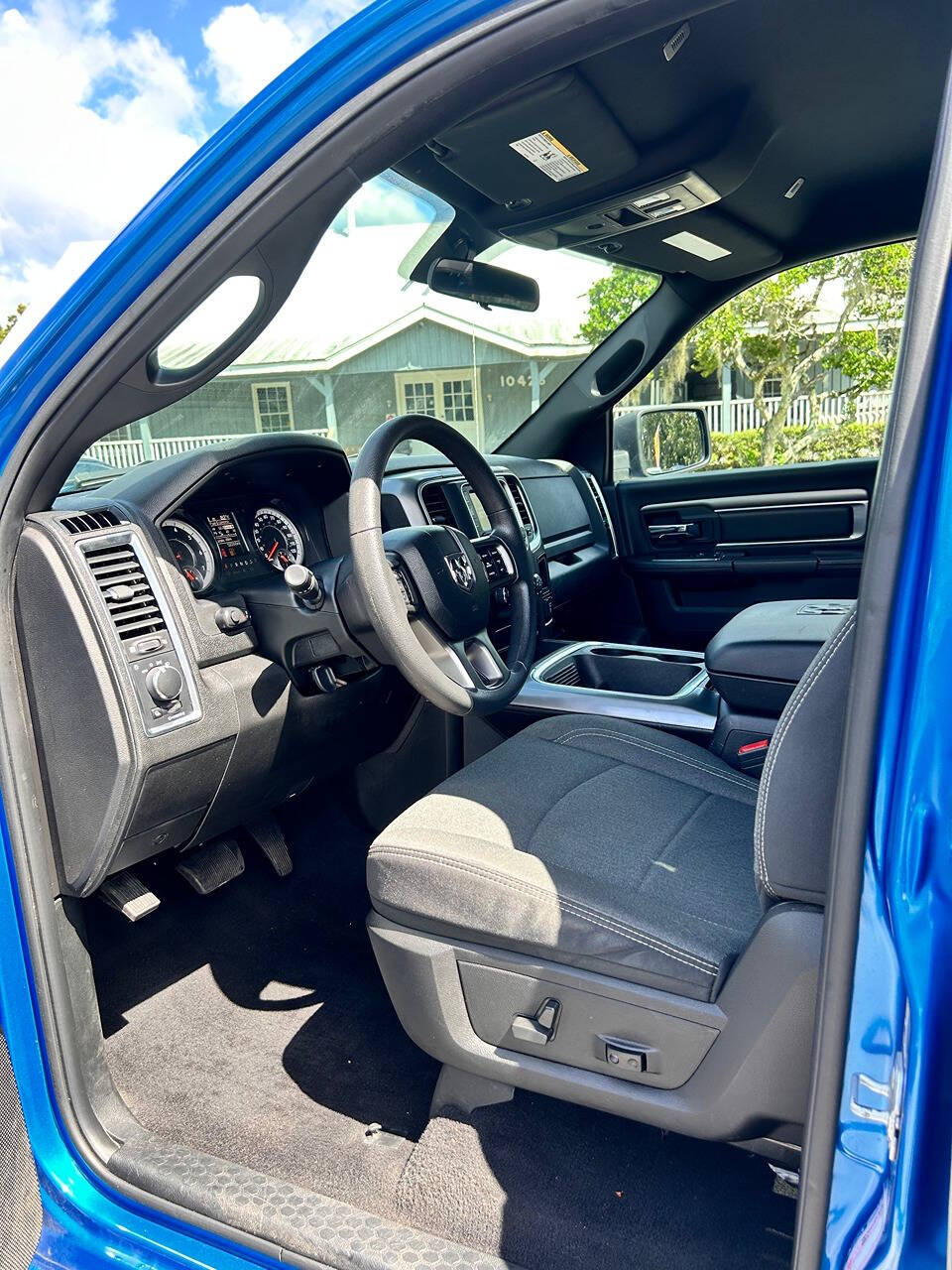 2021 Ram 1500 Classic for sale at GRACELAND AUTO LLC in Thonotosassa, FL