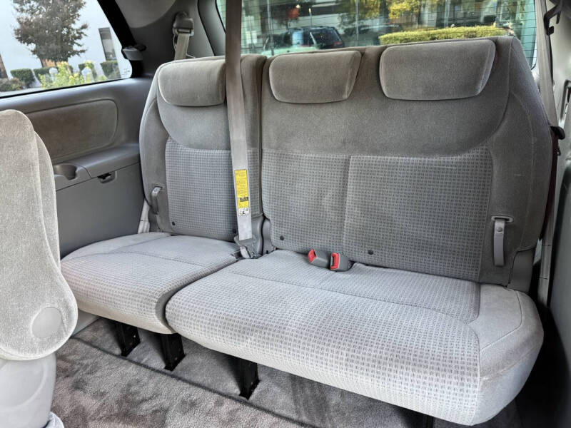 2006 Toyota Sienna CE 7 Passenger