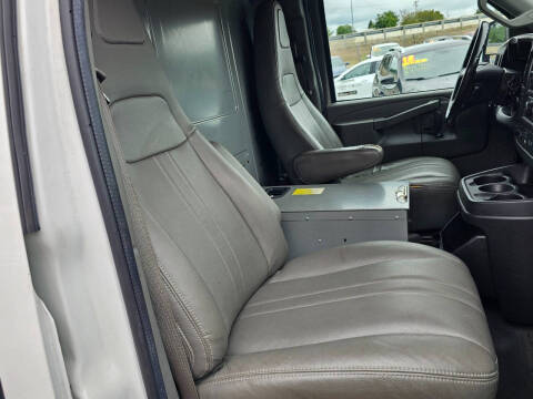 2016 Chevrolet Express 3500