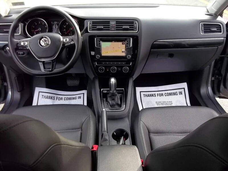 2017 Volkswagen Jetta 1.8T SEL Premium